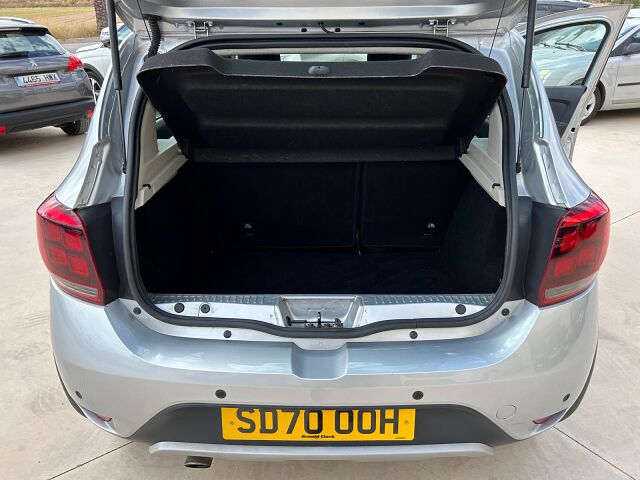 DACIA SANDERO STEPWAY SE TWENTY 0.9 TCE UK PLATED RHD IN SPAIN 41000 MILES 2020